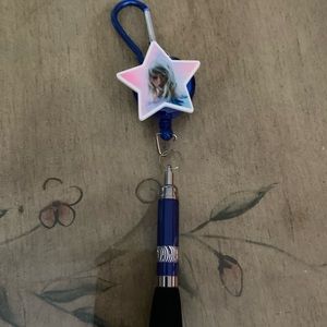 New handmade Taylor Swift pen and key ring or backpack clip.